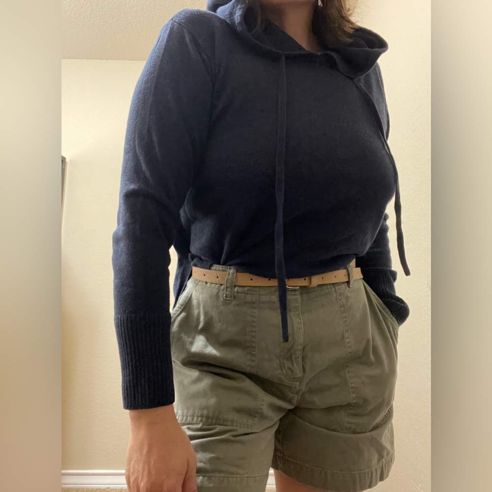 2pc Bundle Outfit Sz S 4 Banana Republic Hooded Sweater Top & Olive Denim Shorts